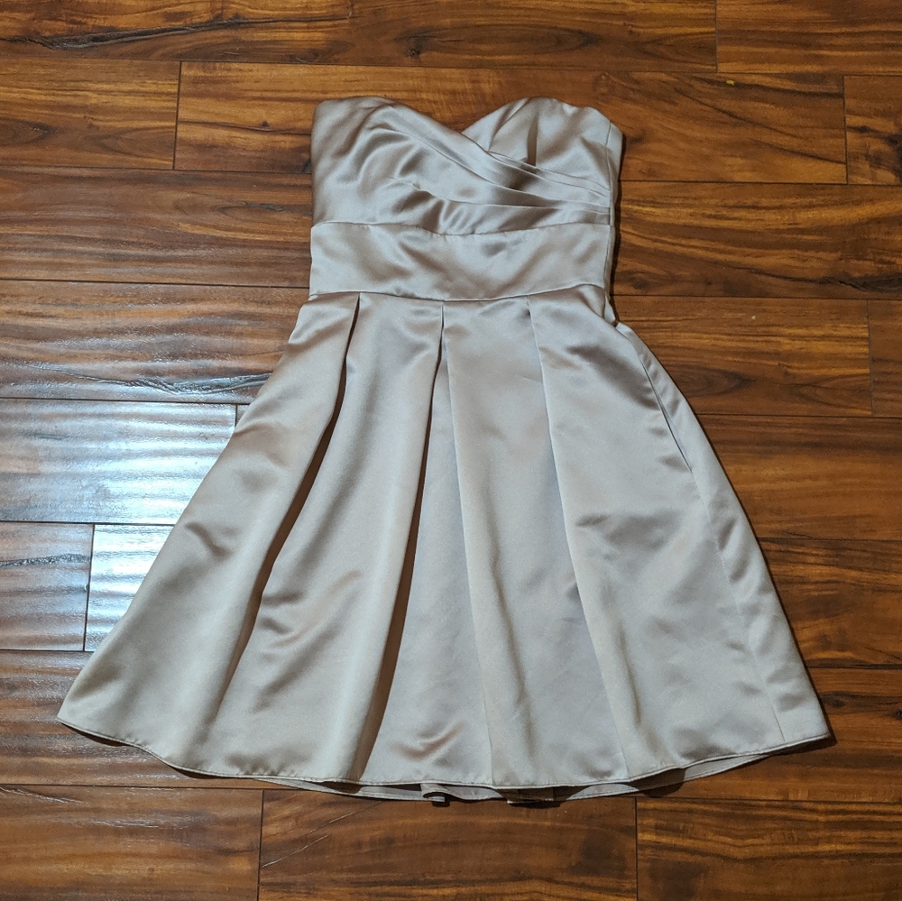 🔥HUGE SALE❤️ After six bridesmaids dress size 6 (fits slightly smaller)